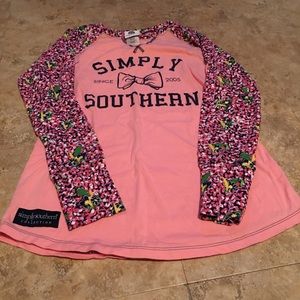 Simply southern long sleeve top size medium